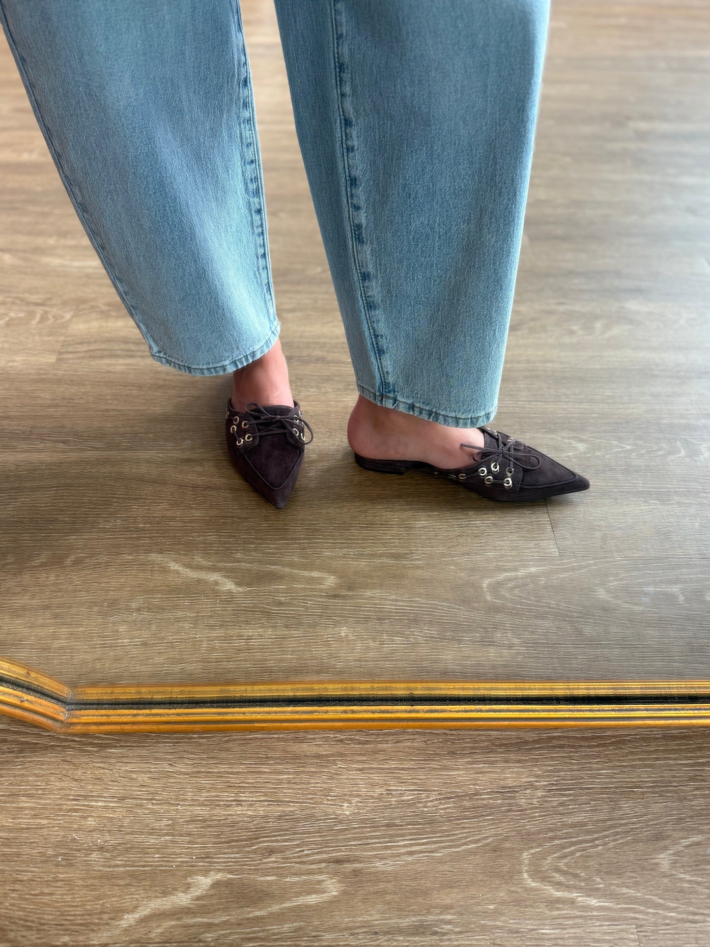 Yosi Samra- Astor- Chocolate Suede