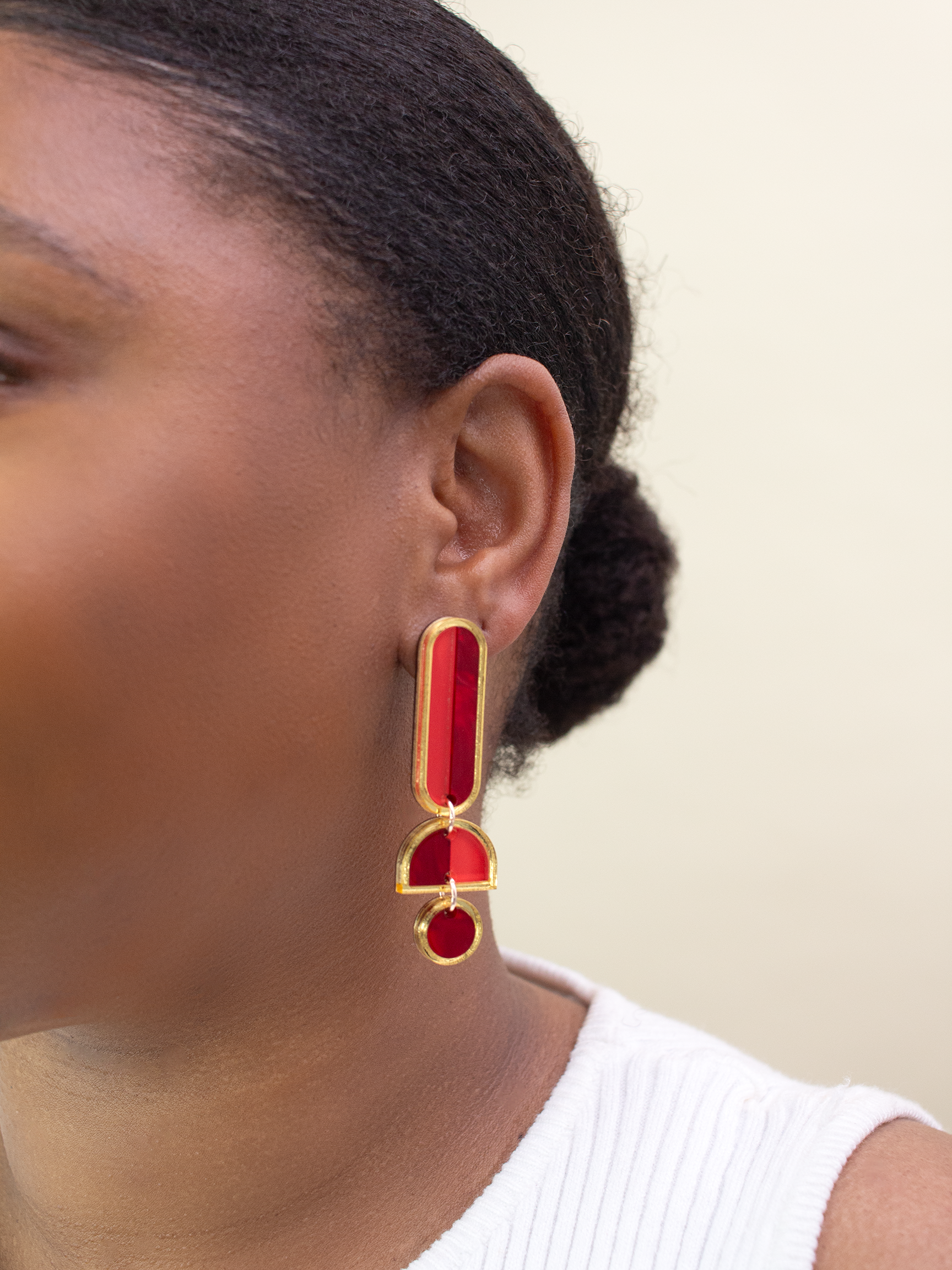 Lanie - Red Dangle Earrings
