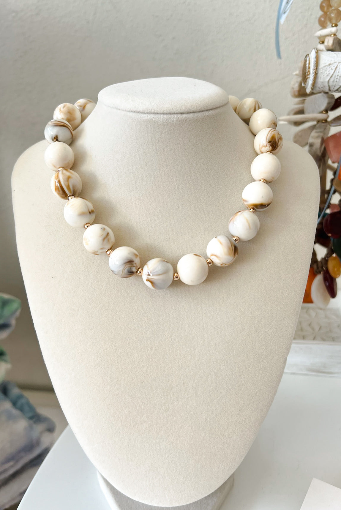 Molly Ball Beaded Necklace - Cream