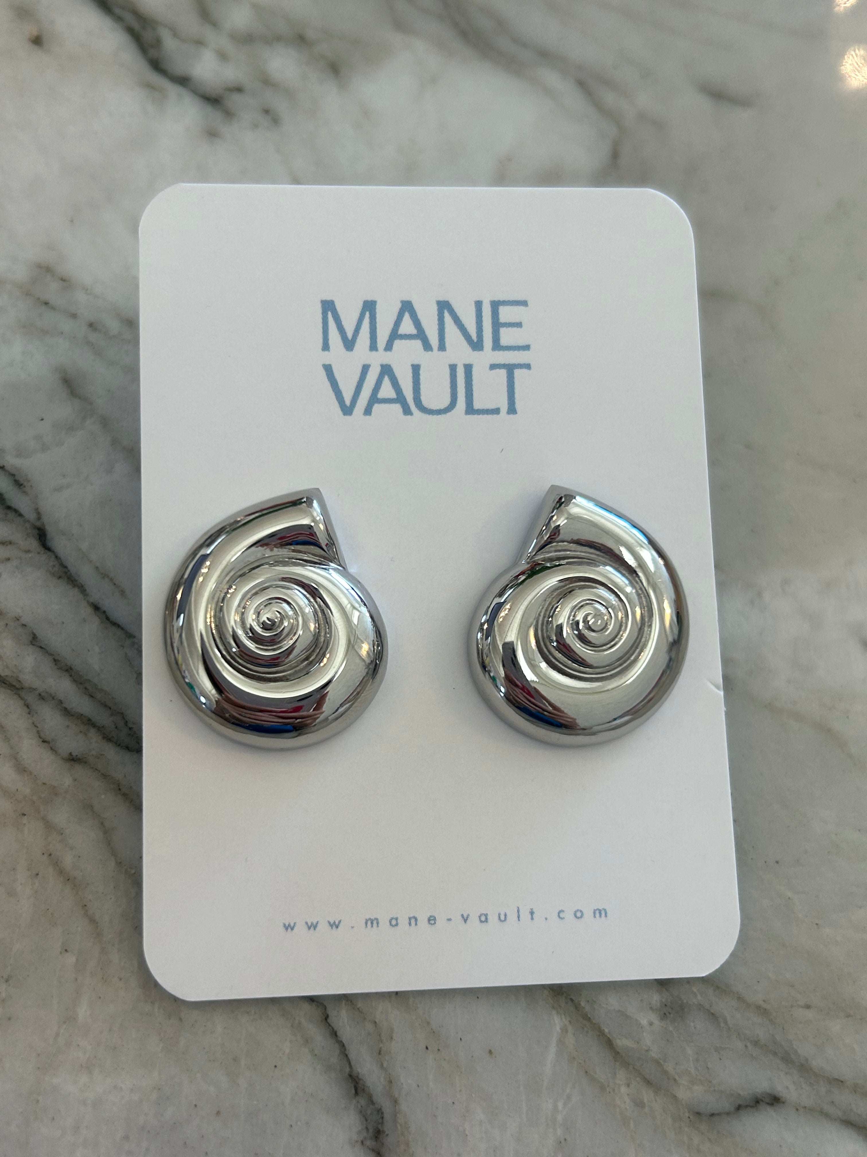 The Quinn Seashell Earrings- Silver