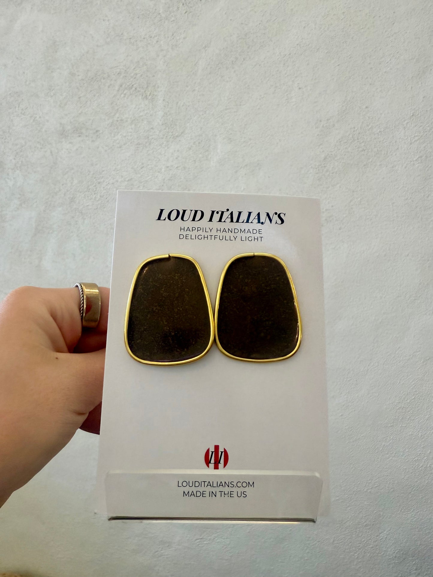 Loud Italian - Brown