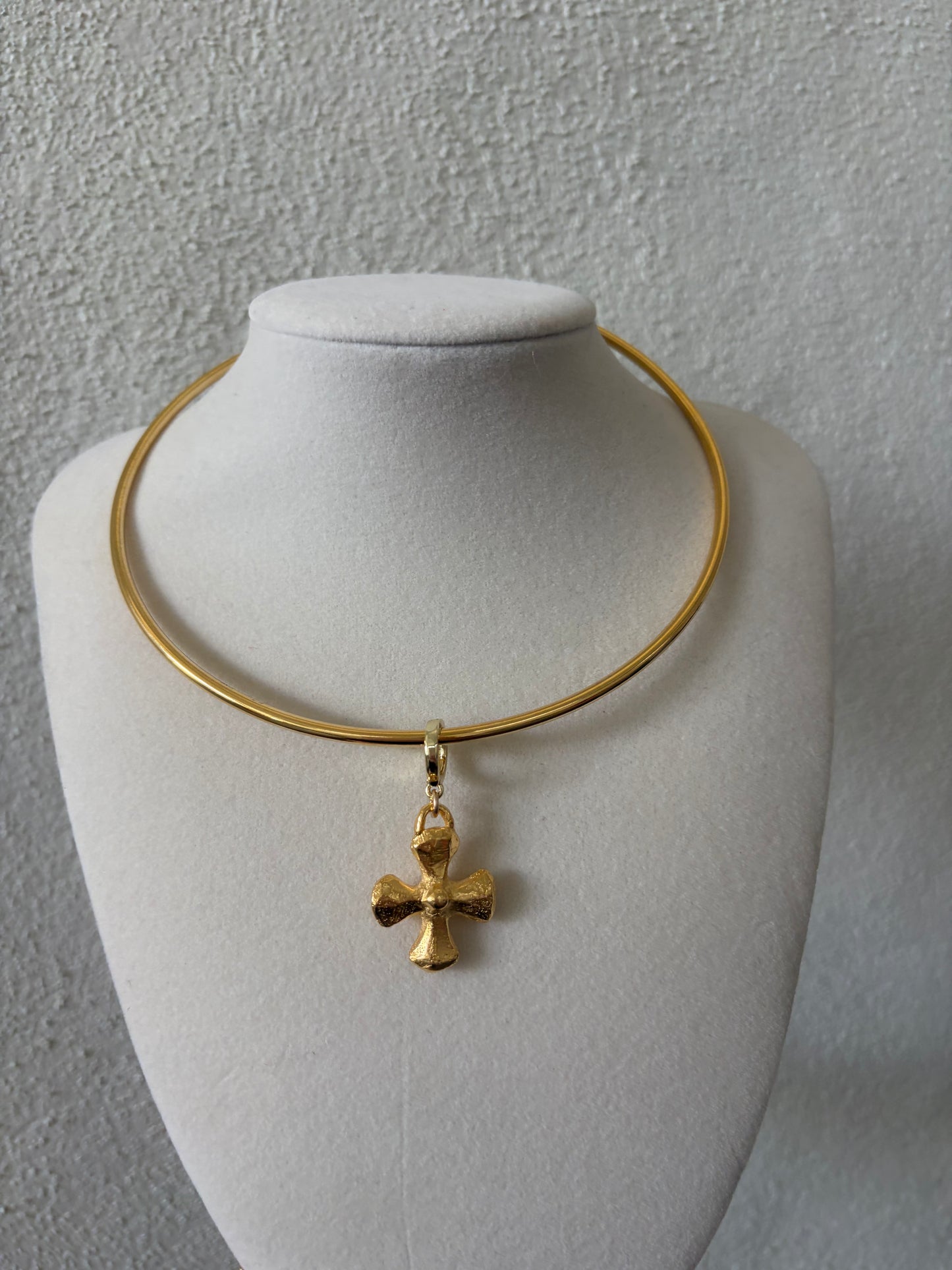Knotty Bling - Cross