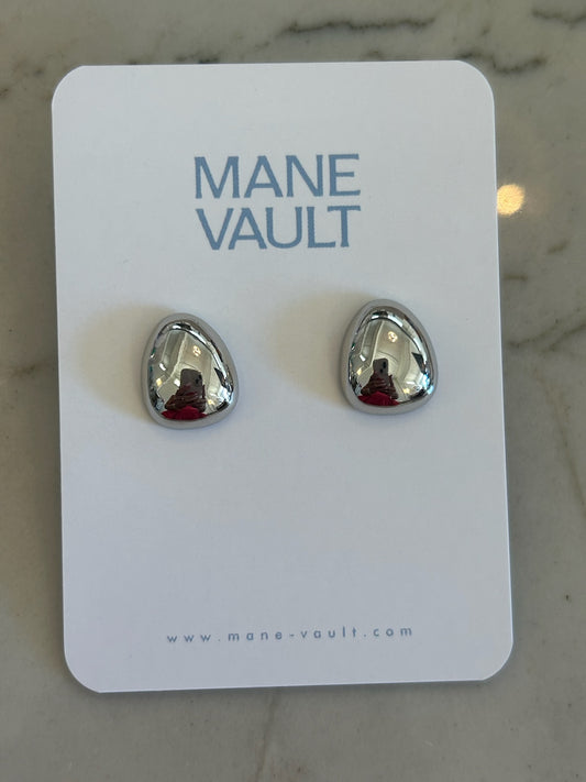 Oval Stud Earrings
