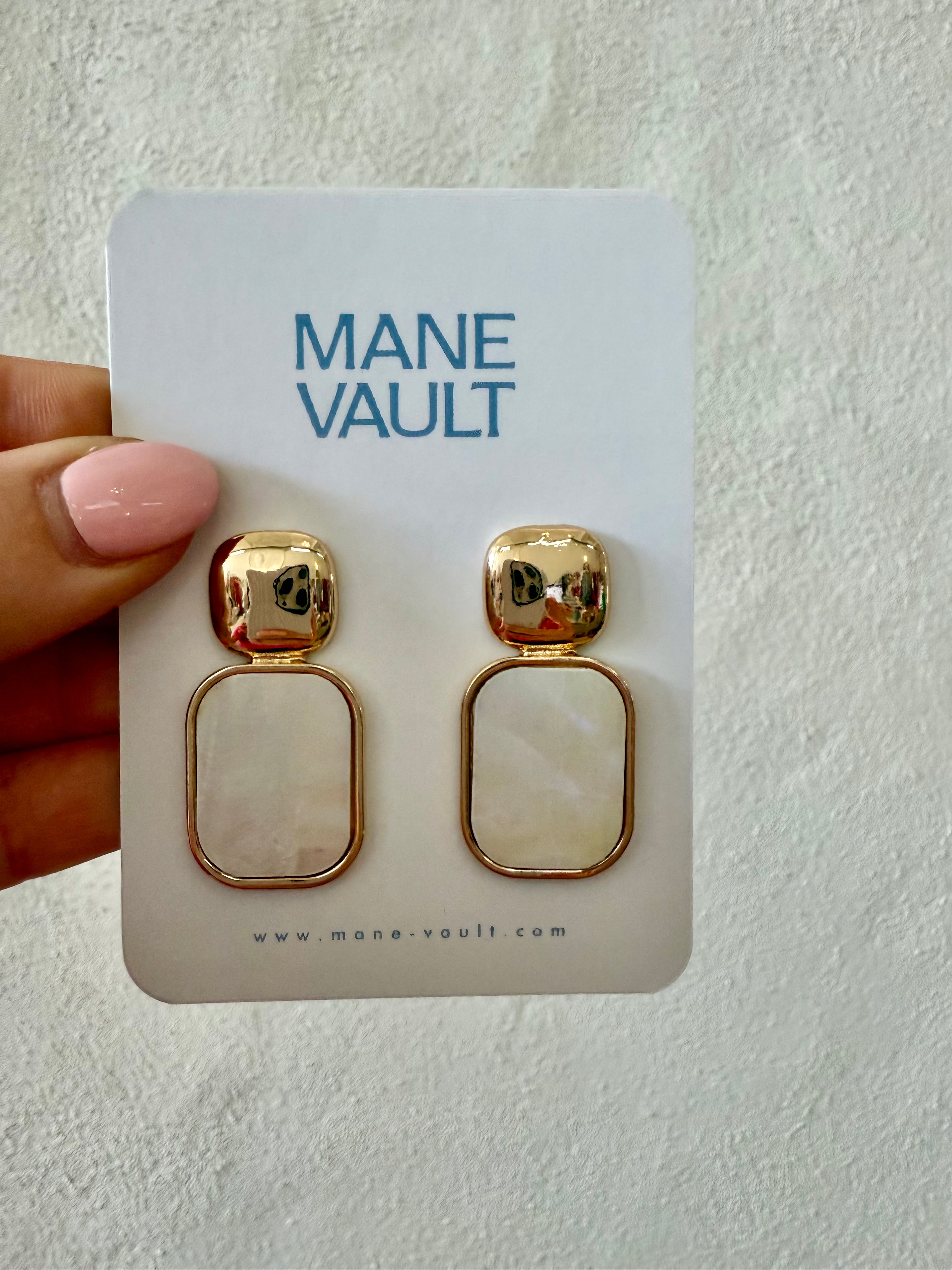 The Square Drop Earrings- Cream