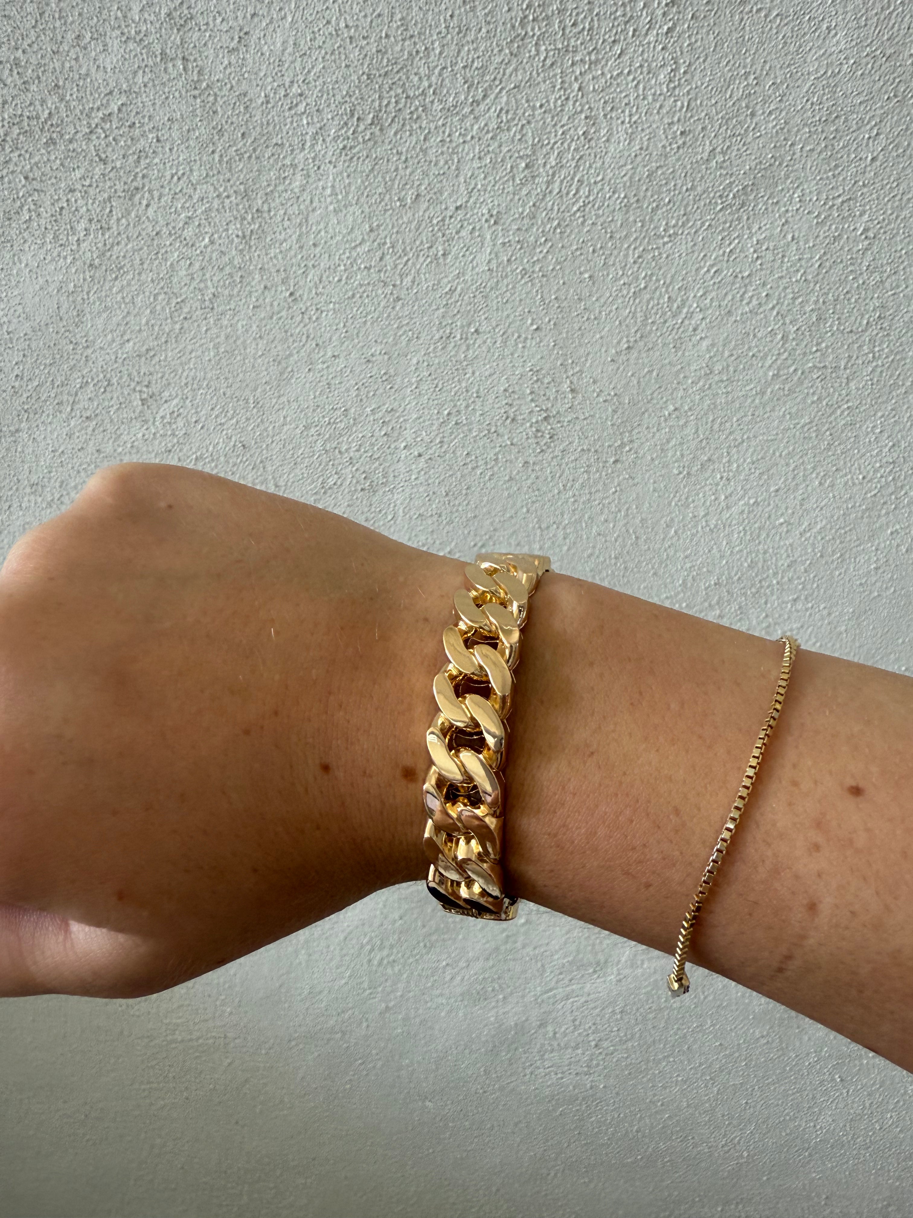 The Gold Hinged Bracelet
