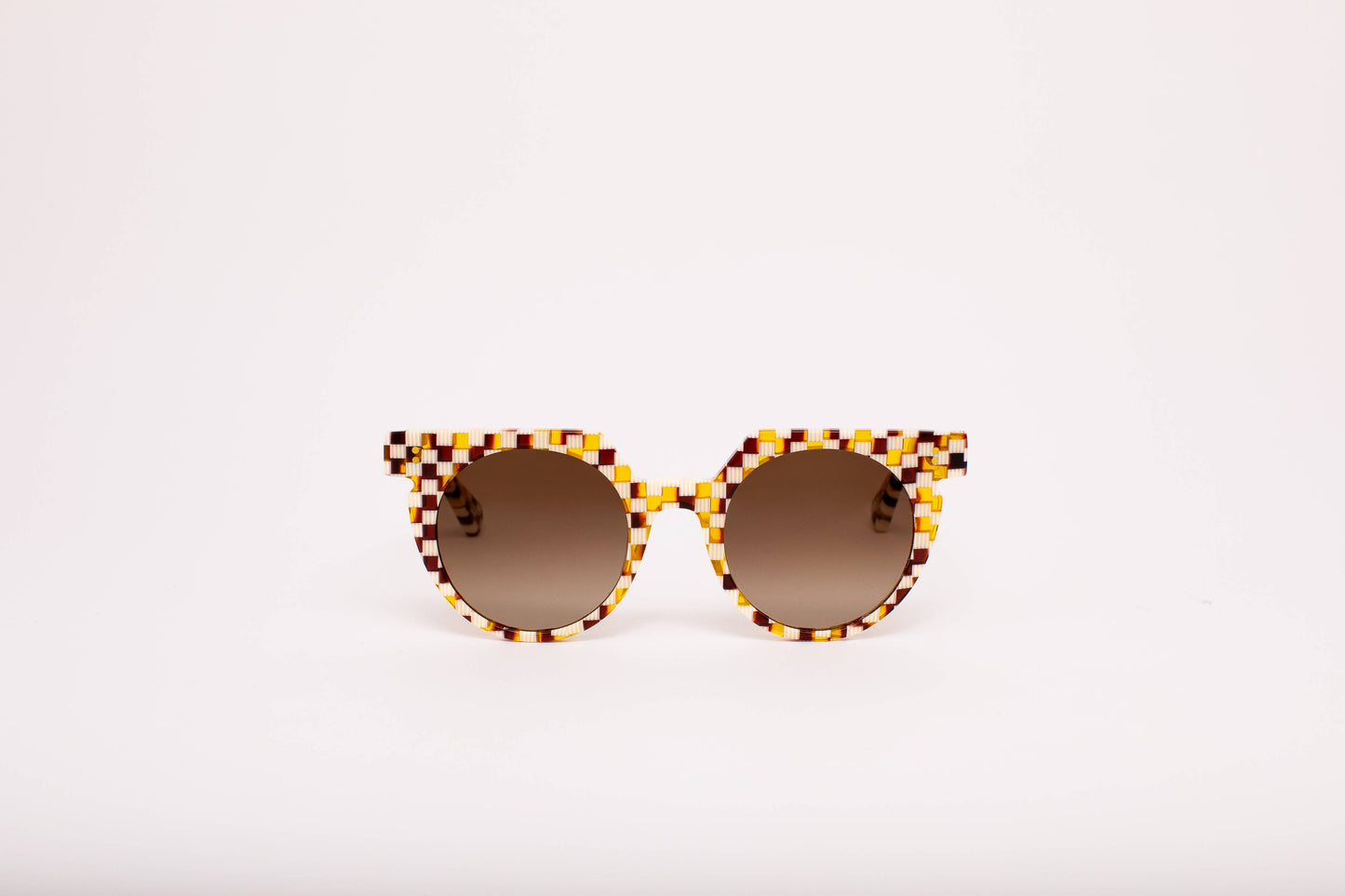 SARDINE - Aster - Toasted Moxie Round Checkered Sunglasses